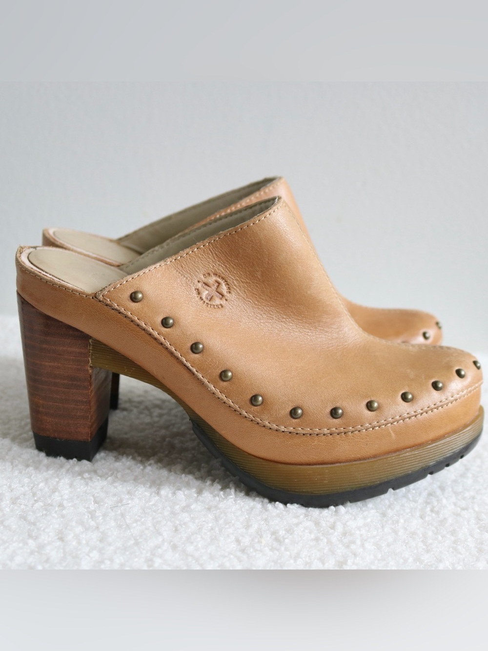 Vintage Dr. Martens Una Heeled Clog Tan Leather Size 6
